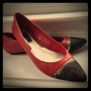 VALENCIA EMBELLISHED RED LEATHER CITY FLAT